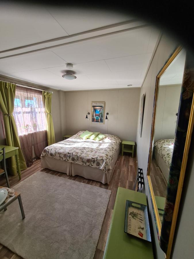 Skogsbrynet B&B, Bredsjoe Nya Herrgard Hällefors Kültér fotó