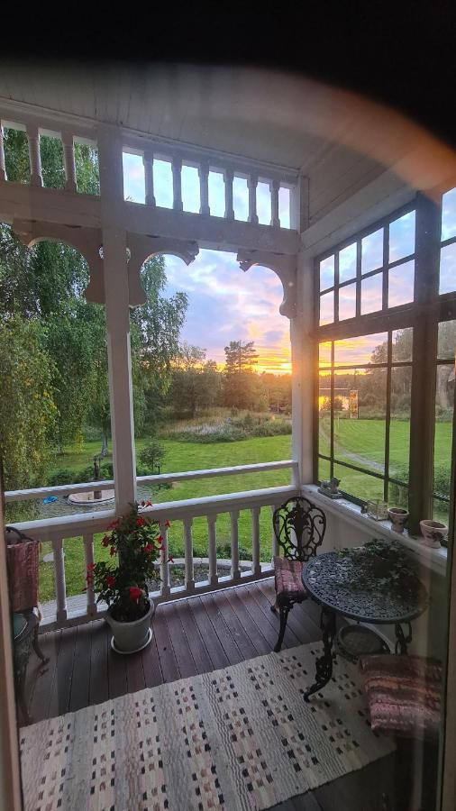 Skogsbrynet B&B, Bredsjoe Nya Herrgard Hällefors Kültér fotó