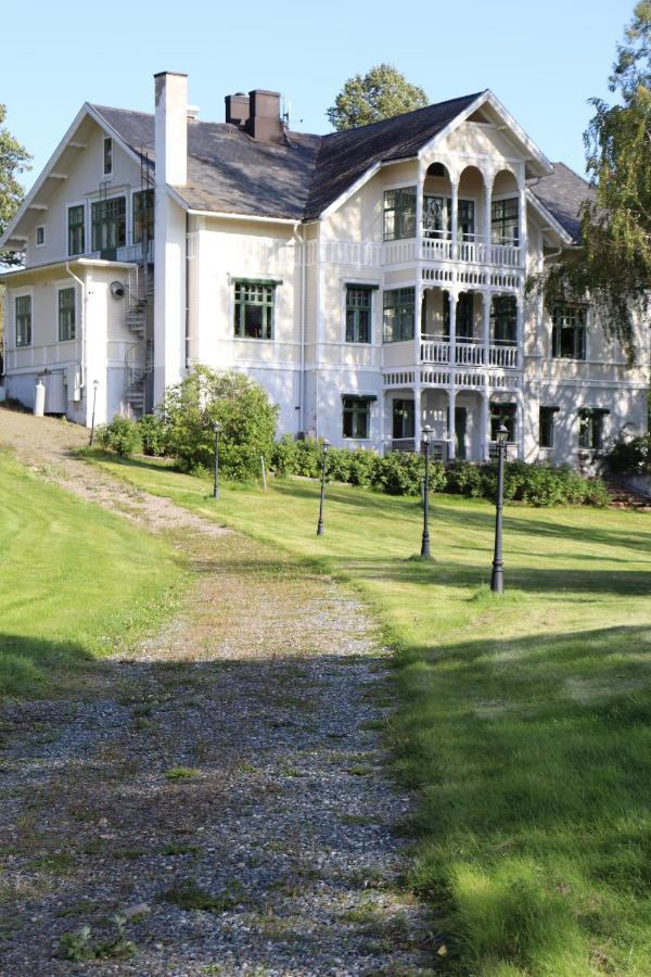 Skogsbrynet B&B, Bredsjoe Nya Herrgard Hällefors Kültér fotó