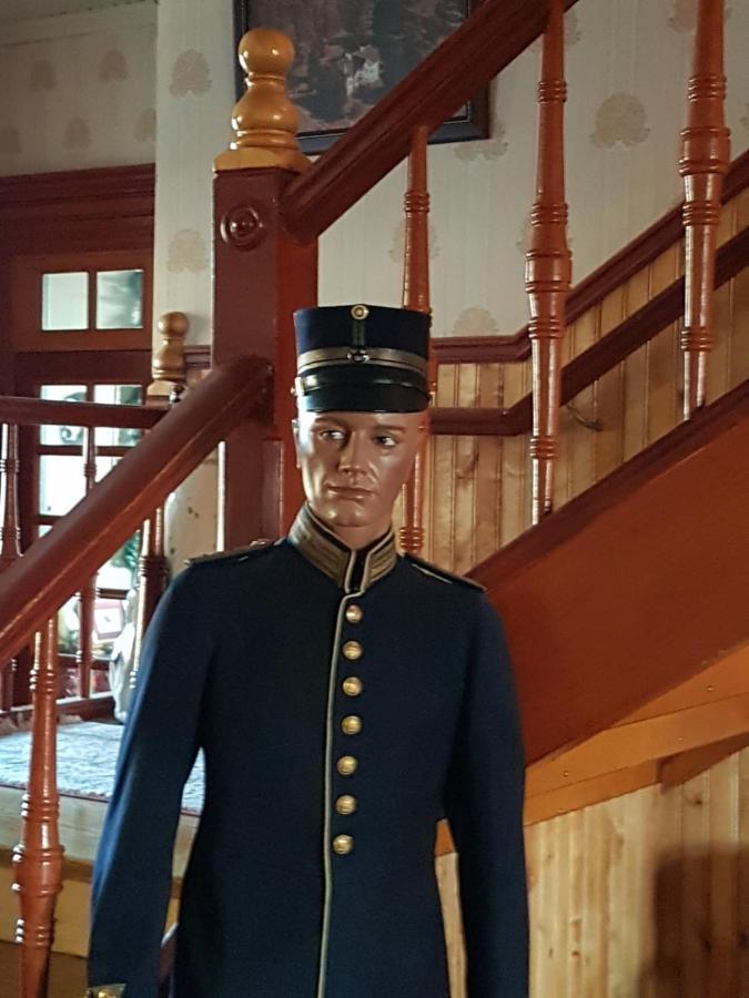 Skogsbrynet B&B, Bredsjoe Nya Herrgard Hällefors Kültér fotó