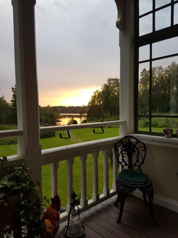 Skogsbrynet B&B, Bredsjoe Nya Herrgard Hällefors Kültér fotó